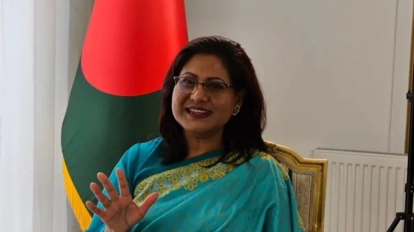 হিথ্রো বিমানবন্দরে বাংলাদেশি হাইকমিশনারকে প্রত্যাহারের ঘোষণা ঘিরে আলোচনা