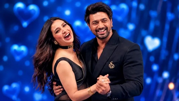 ‘দেশু ৭’ সিনেমার শুটিং শেষে যে চমক দেখালেন দেব-শুভশ্রী