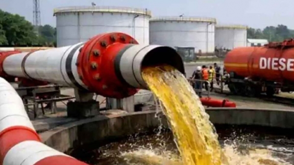 ভারত থেকে ৫ হাজার টন ডিজেল পাম্পিং শুরু