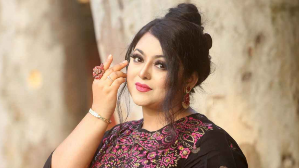 জটিল রোগে আক্রান্ত চিত্রনায়িকা শাহনূর, ফেসবুকে আবেগঘন বার্তা